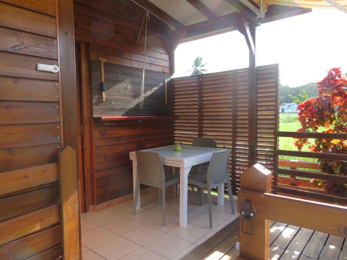 Bungalow Des Paletuviers Morne-a-l'Eau Exterior foto